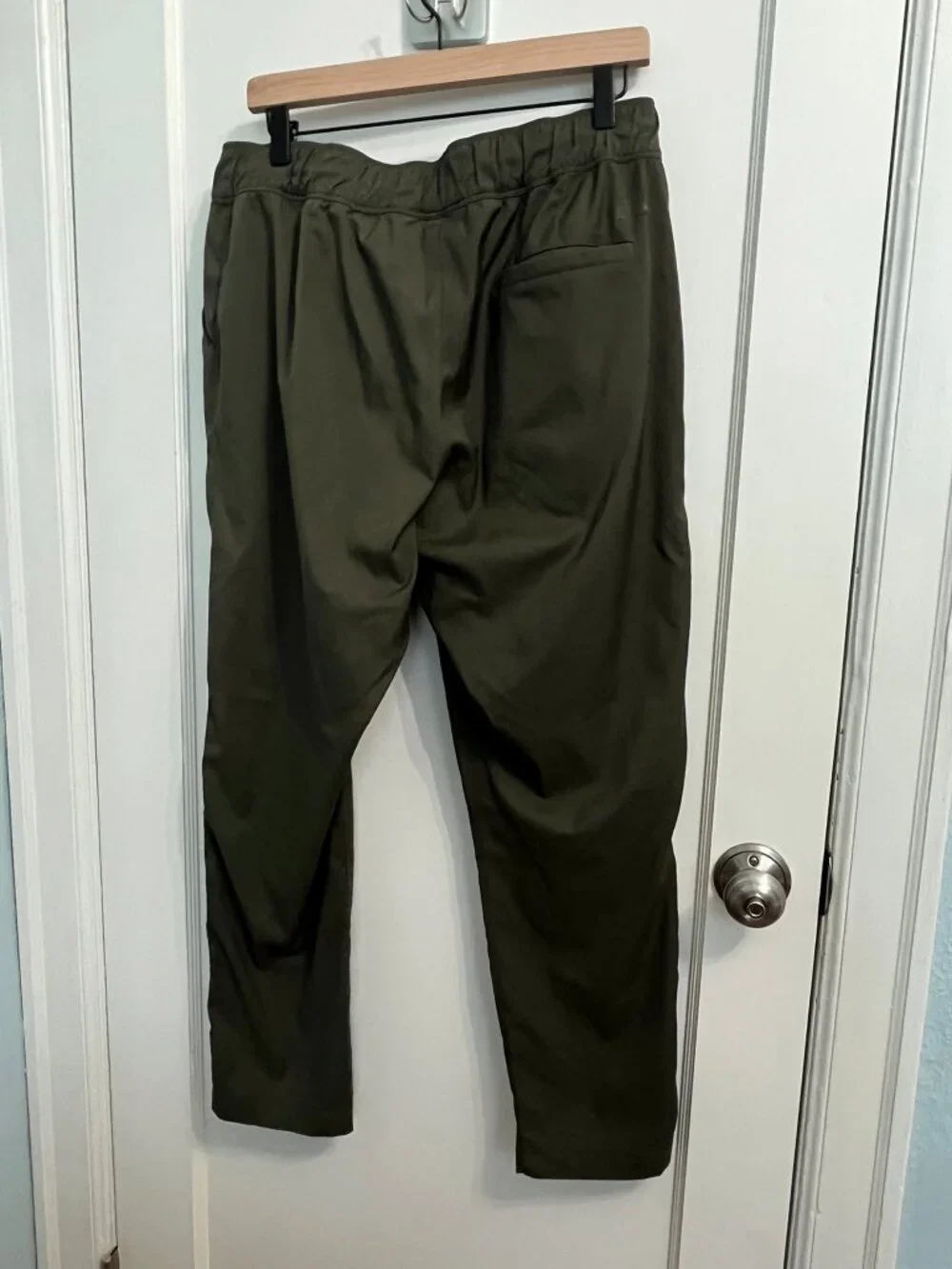 The North Face Women's Olive Green Pull-On Ankle Pants Size L Elastic Waist
